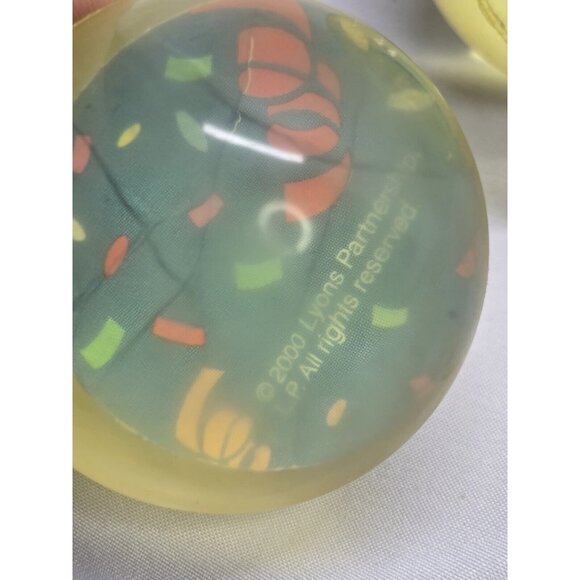 Vintage 2000 Lyons Partnership Barney And Baby Bop Rubber Ball Lot Of 2 - Picture 9 of 11